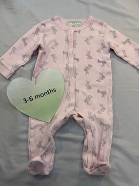 Rock a Bye Baby - long sleeve footed sleeper/romper. Size 3-6 months